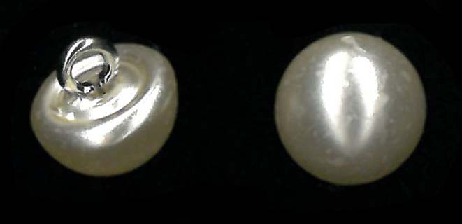 HALF ROUND PEARL BUTTON - SIZE 9 - CHAMP